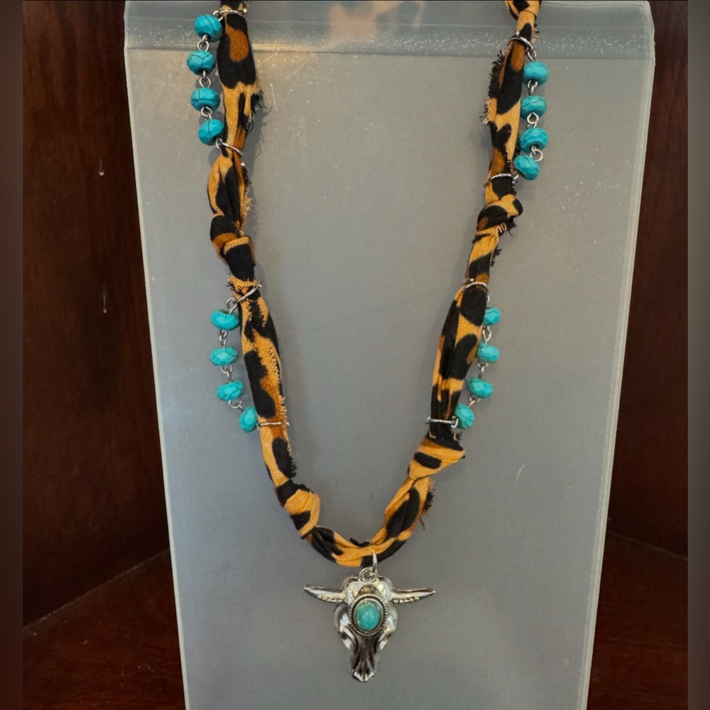 Bandana necklace